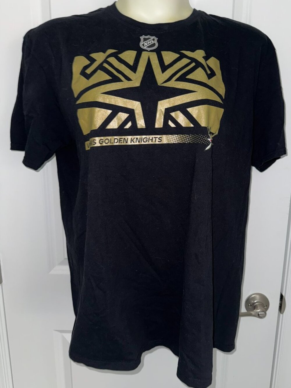 NHL Vegas Golden Knights Graphic T-Shirt – Gold Logo Fan Tee 2X